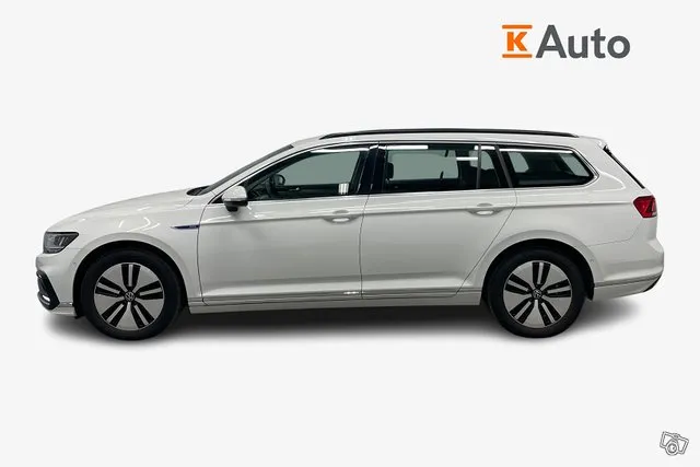 Volkswagen Passat Variant GTE Plug-In Hybrid 160 kW DSG-auto Image 5